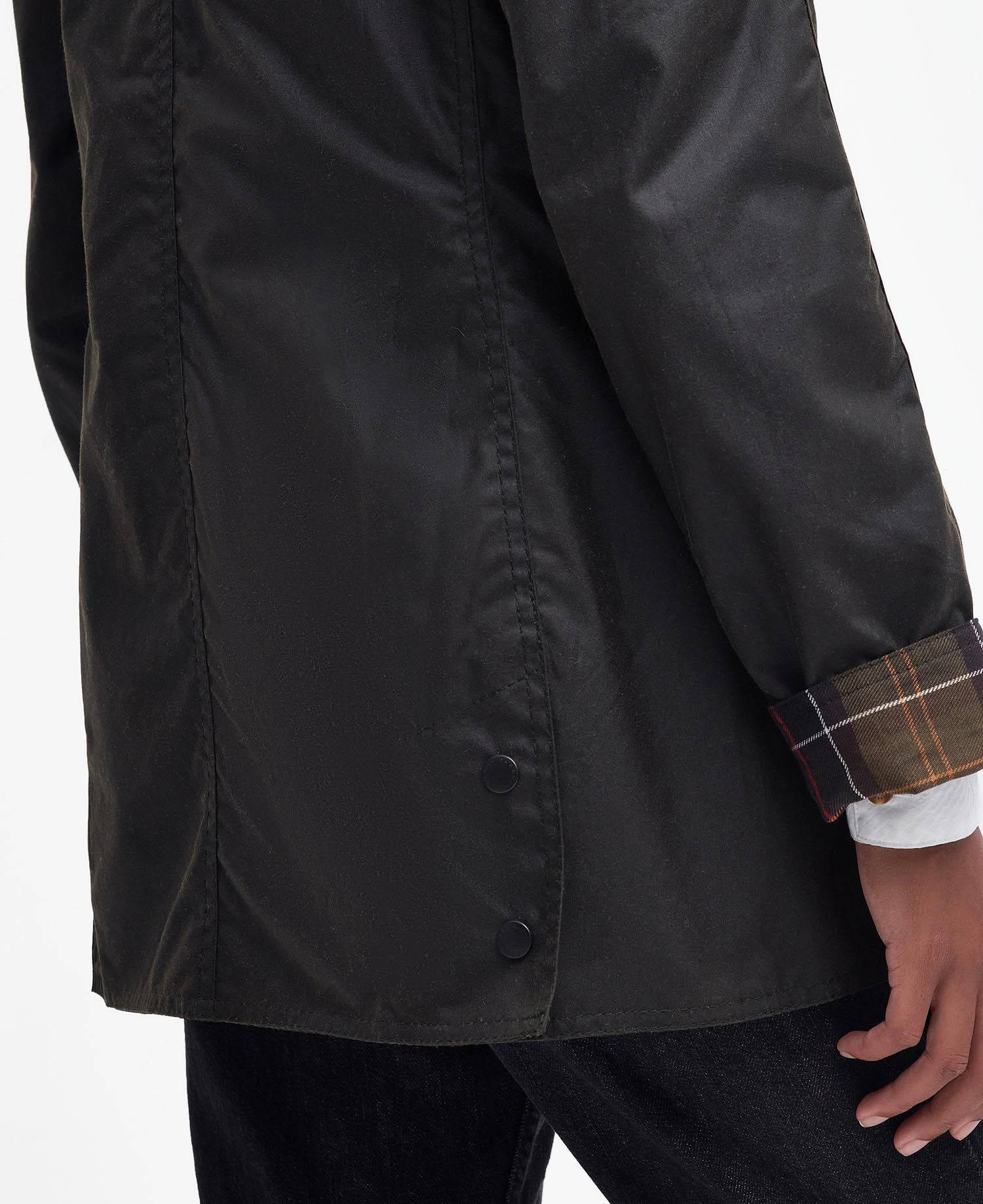 Klassische gewachste Damenjacke mit Tartan-Futter – Sophie