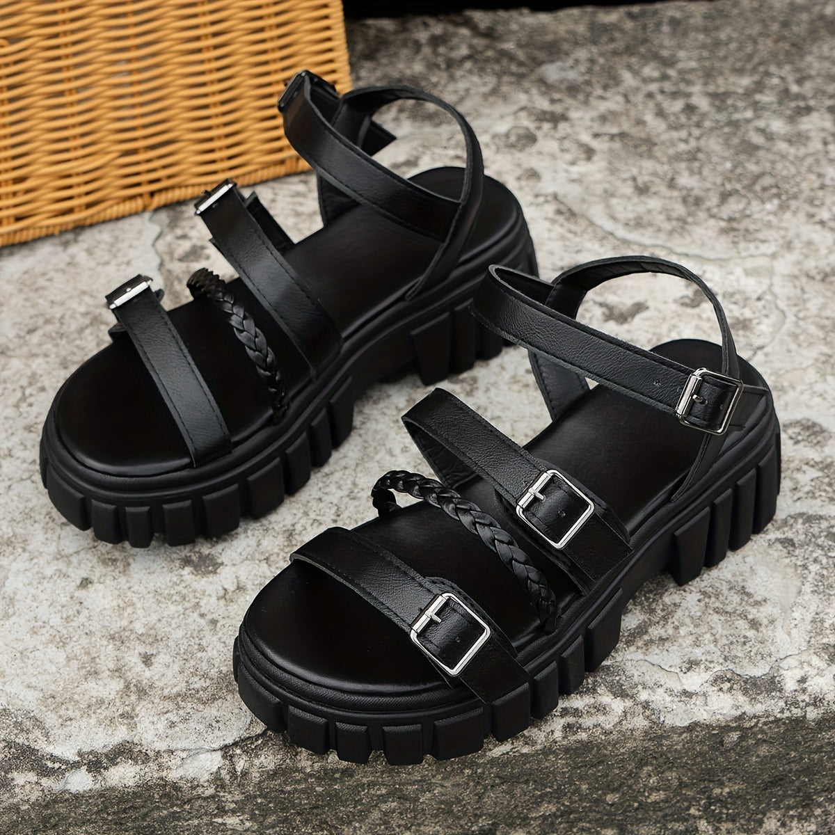 Schwarze Riemchensandalen mit Plateausohle - Zoe