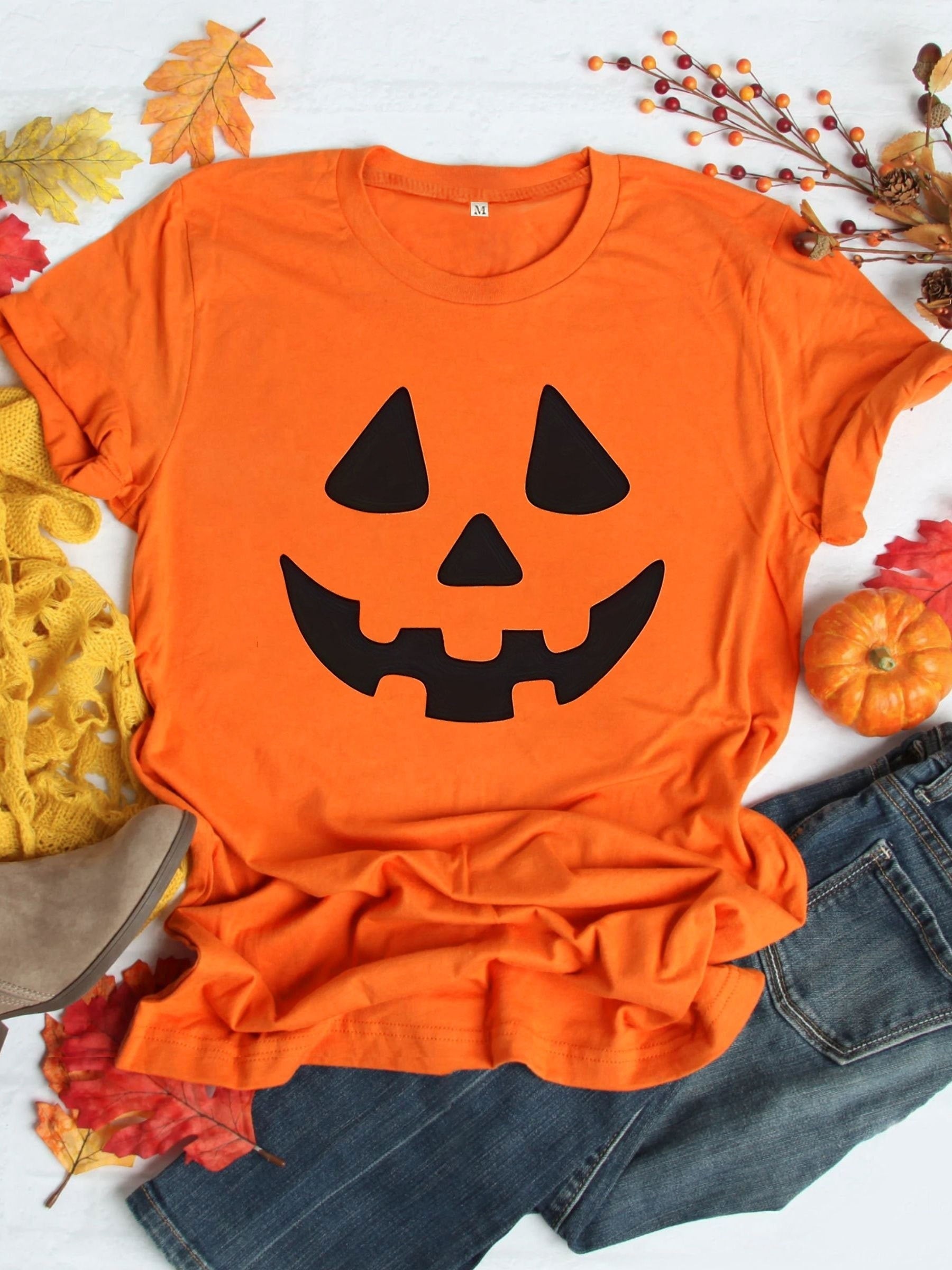 Orangefarbenes Halloween-Kürbis-T-Shirt - Vintage-Stil