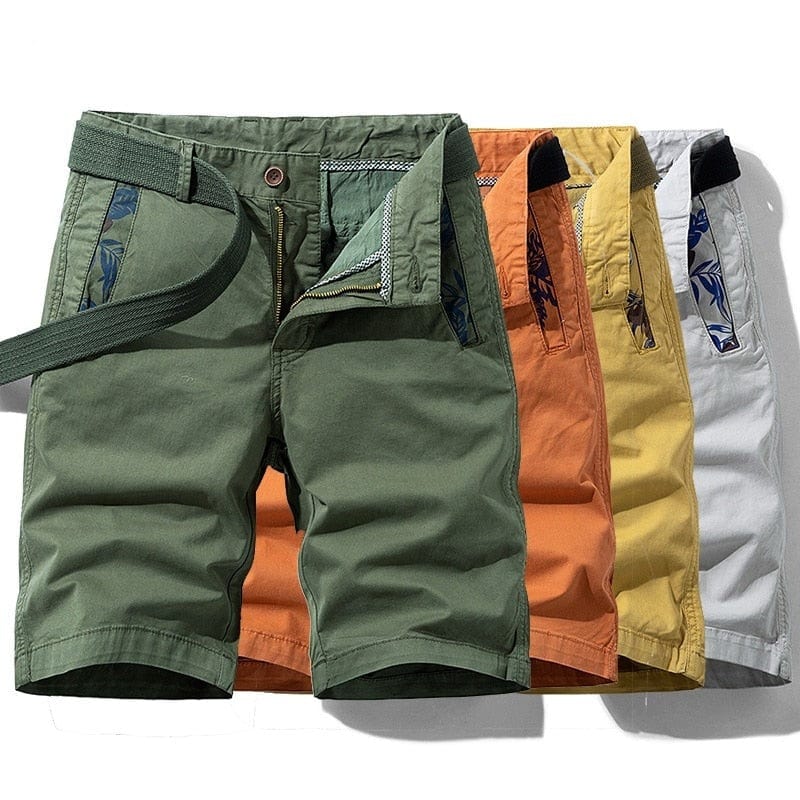 Leichte Shorts in Grau mit Gürtel und Blumendetails - Marcel