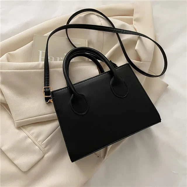Elena - Schwarze Mini-Handtasche