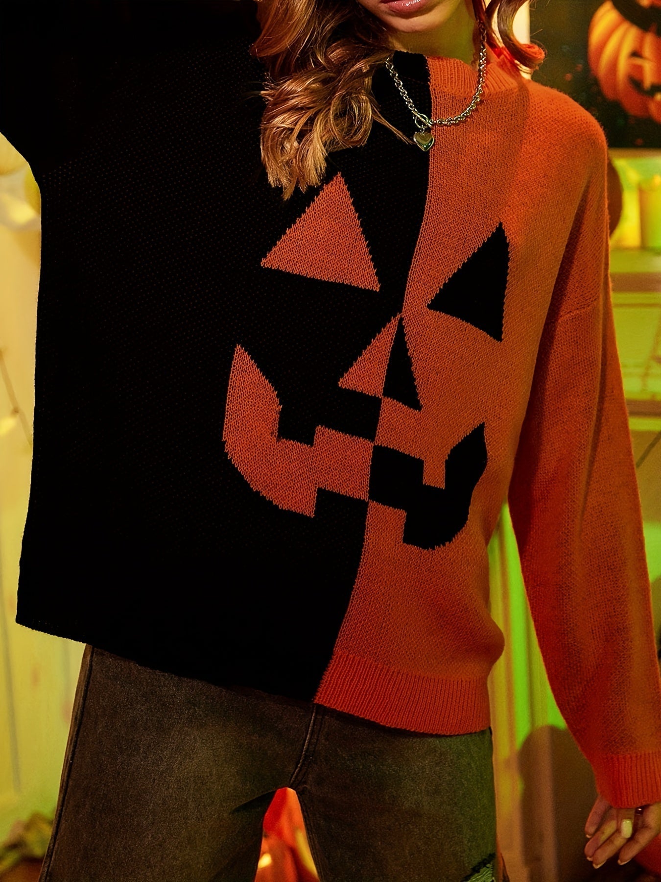 Orange-schwarzer Halloween-Pullover - Sophie