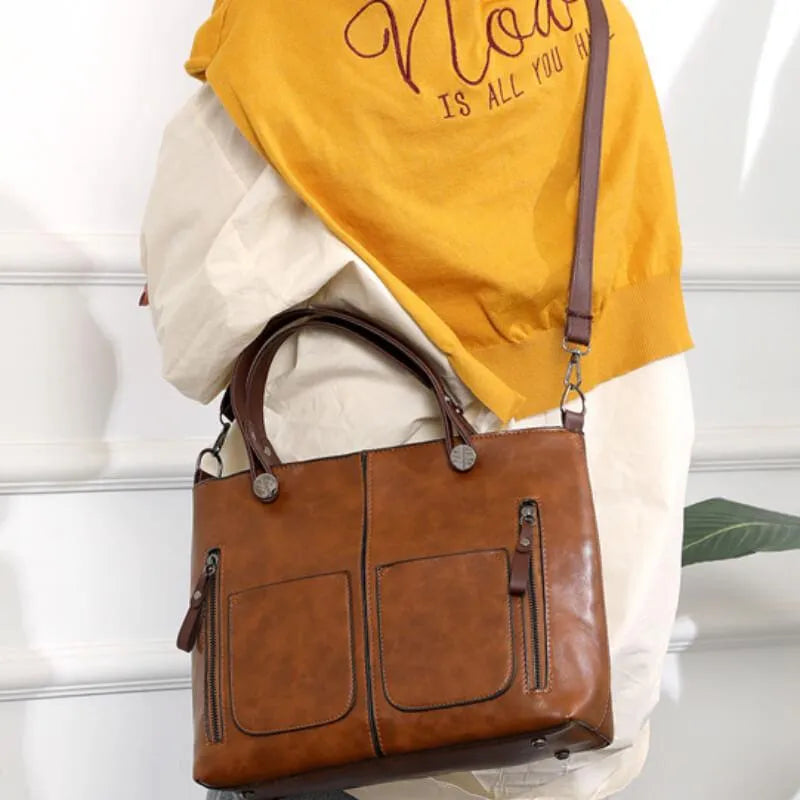 Clara – Elegante Handtasche in Cognac-Braun